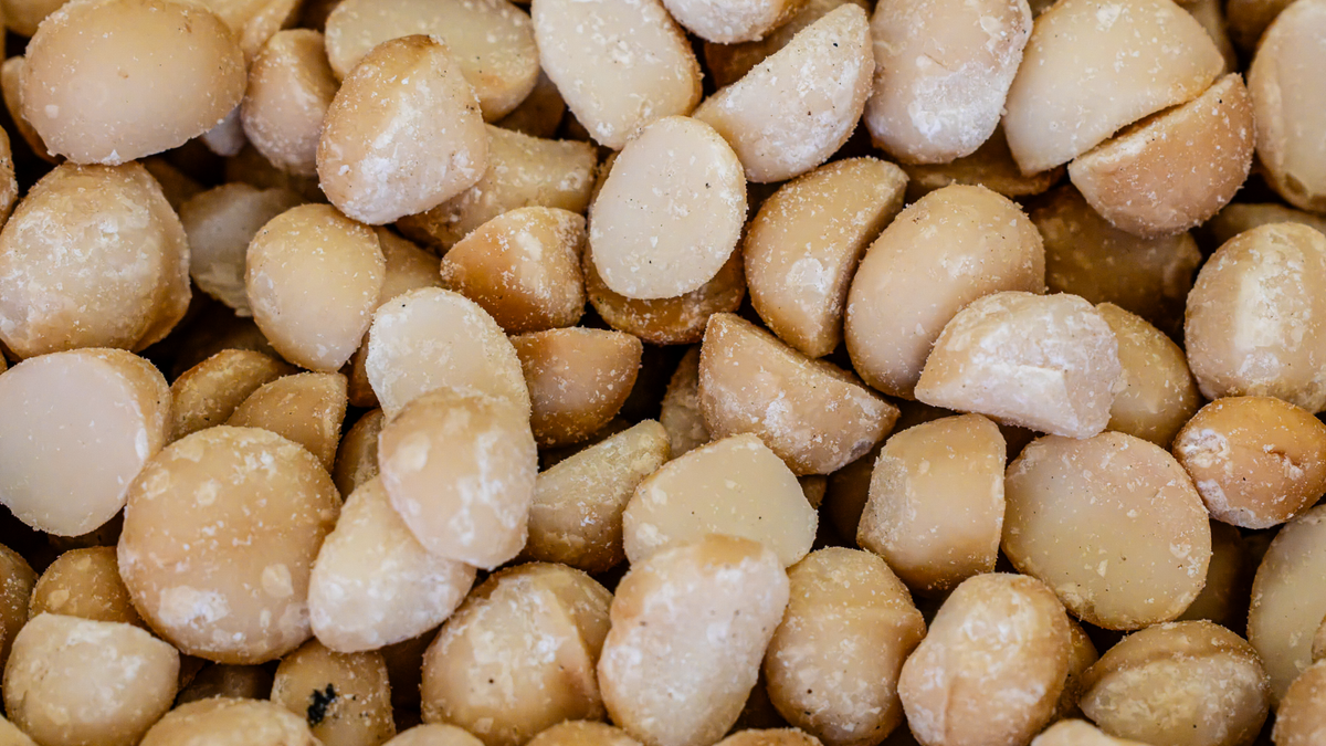 From Excess to Excellence: How Kuleana Macadamia Nut Oil Came to Be